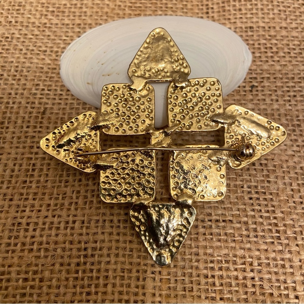 Ornate Maltese Cross in Black & Silver Rhinestones Brooch. - Picture 4 of 6